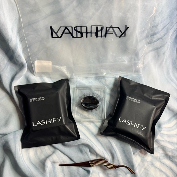 LASHIFY 14, 16,18 Eyelash Set + Bronze Applicator Tweezers